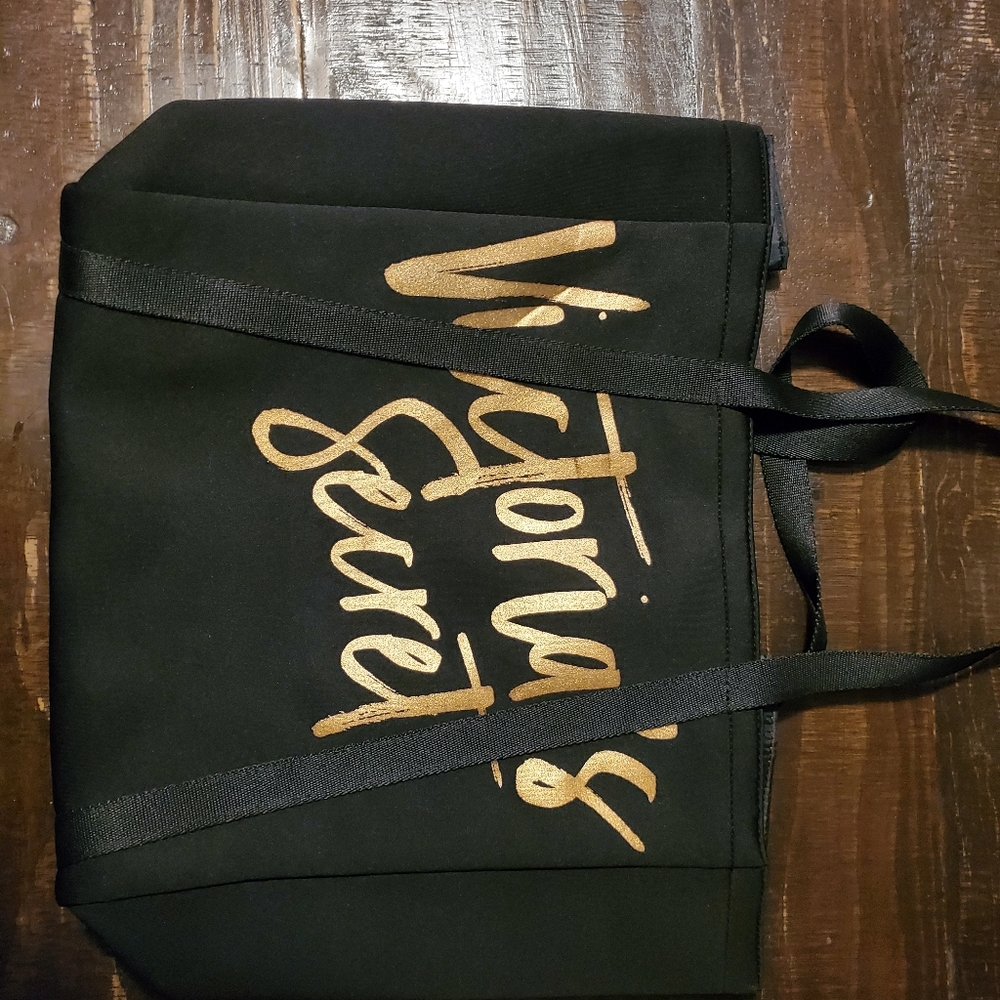 Insulated tote bag